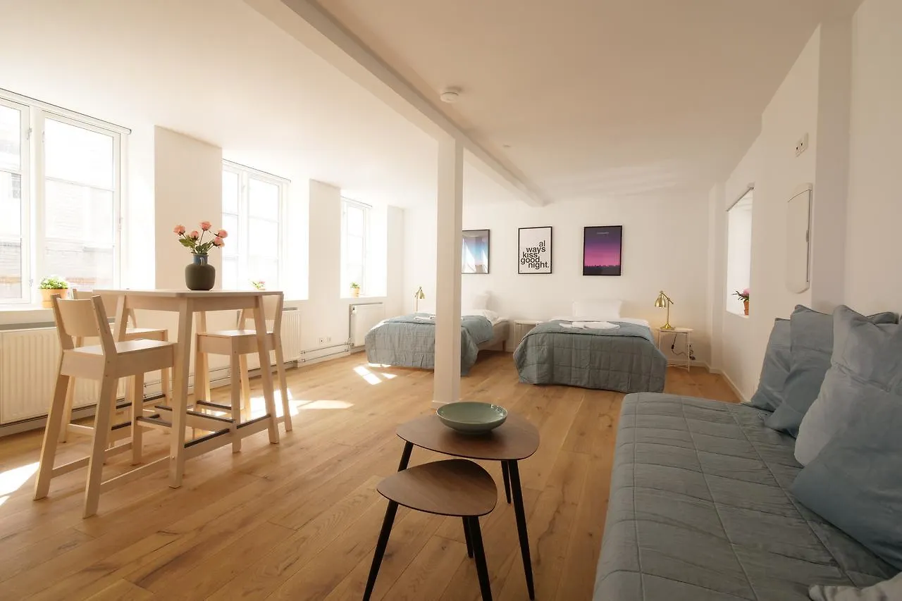 Rent A Place 1 - 4 Copenhaga 0*,  Dinamarca